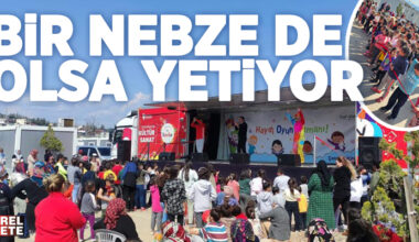 ÇOCUKLARDAKİ DEPREMİN İZLERİ EĞLENCE TIR’I İLE SİLİNİYOR..