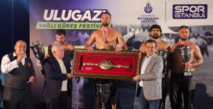 İBB’nin düzenlediği 3. Ulugazi Yağlı Güreşlerinde altın kemerin sahibi bu