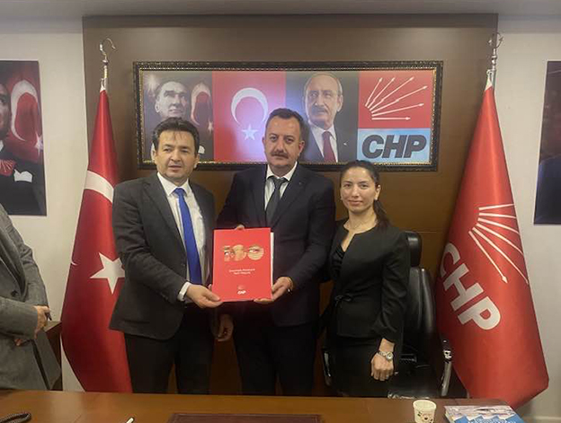 Sancaktepe kamuoyunda sivil toplum kuruluşlarında üstlendiği etkin görevlerle tanınan Yüksel