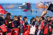 ULU ÖNDER ‘SAYGI ZİNCİRİ’YLE ANILDI..