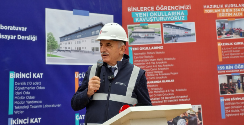 Ümraniye Belediyesi tarafından yaptırılan 32 derslikli ve yaklaşık bin öğrenci