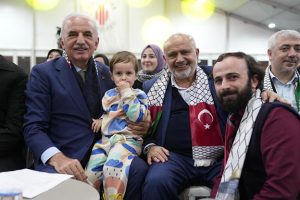 Ümraniye Belediyesi Filistinli müslümanlar için sivil toplum kuruluşlarının katılımıyla dayanışma