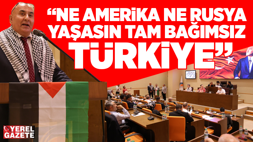 Çekmeköy Belediyesi meclis toplantısında partisi adına konuşan CHP Grup Başkanvekili