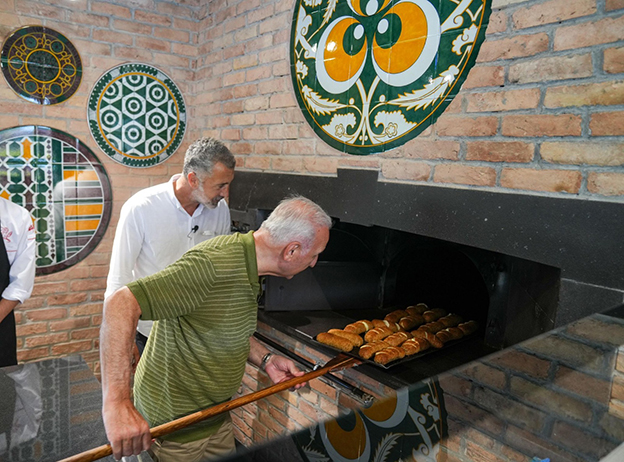 Osmangazi Millet Bahçesi’nde açılan simit kafe, dört aydır vatandaşların yoğun