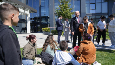 Silivri açıklarında meydana gelen 6,2 büyüklüğündeki depremin ardından Ümraniye Belediyesi,