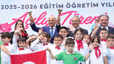 Türkiye genelinde olduğu gibi Ümraniye’de de 2025-2026 Eğitim-Öğretim Yılı, öğrencilerin