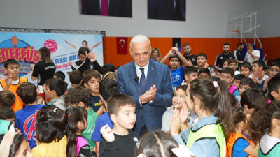 Ümraniye Belediyesi, ara tatil döneminde çocuklara keyifli bir mola yaşattı.