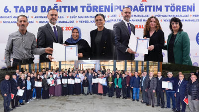 Sancaktepe Belediyesi, yıllardır süren tapu sorunlarını çözüme kavuşturmaya devam ediyor.