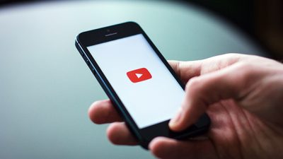 VidsSave, kullanıcıların çevrimiçi videoları hızlı şekilde indirebilmesini sağlayan web tabanlı