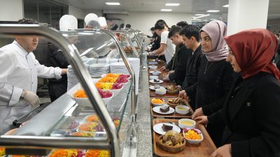 Ümraniye Belediyesi’nin 2021 yılında hayata geçirdiği Öğrenci Lokantası, ilçede ikamet